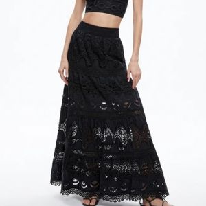 NWT sexy maxi skirt with gorgeous design